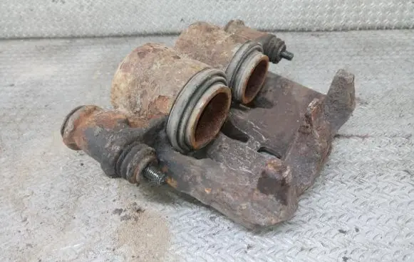 Fiat Ducato Front brake caliper