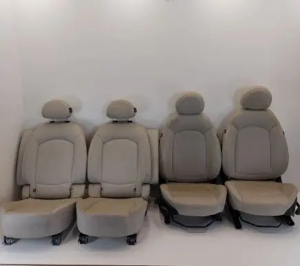 Seat set