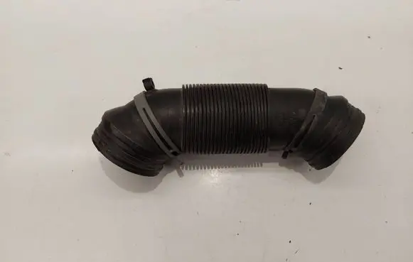 Audi A3 S3 8P Air intake hose/pipe 446149 1K0129684L
