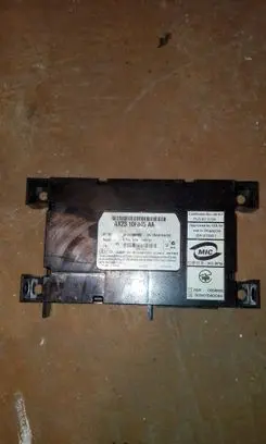 Jaguar XF X250 Bluetooth control unit module AX2310F845AA C2Z18541