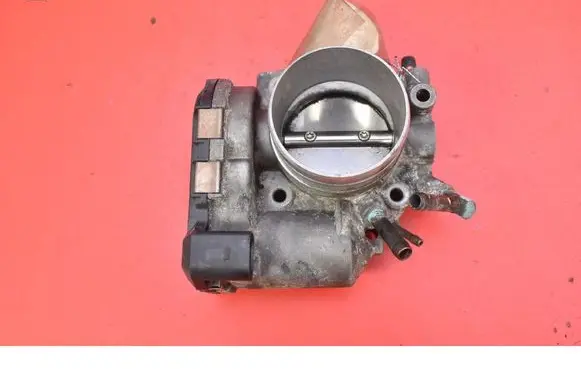 Audi A4 S4 B6 8E 8H Throttle body valve 06B133062H