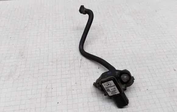 Mercedes-Benz E W211 Air pressure sensor A0041538428 MB12233209