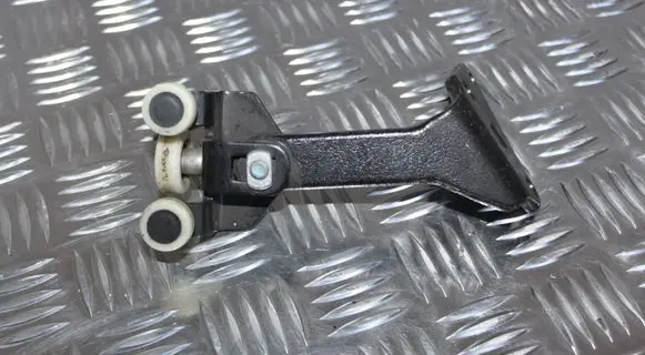 Volkswagen Crafter Sliding door upper roller guide/hinge A9067600147