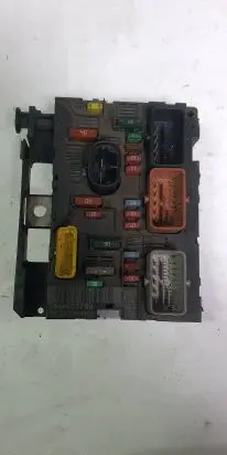 Peugeot 207 BSM Control unit 9664055780
