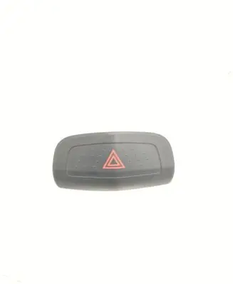 Nissan Primera Hazard light switch 06016