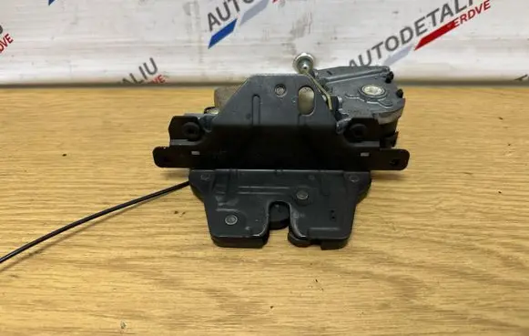 BMW X5 E53 Tailgate/trunk/boot lock/catch/latch 7111008