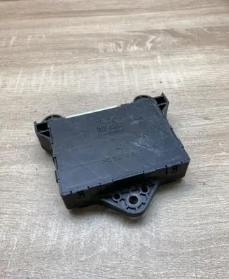 Toyota Prius (XW20) Air conditioner control unit module 8865047051 1776003362