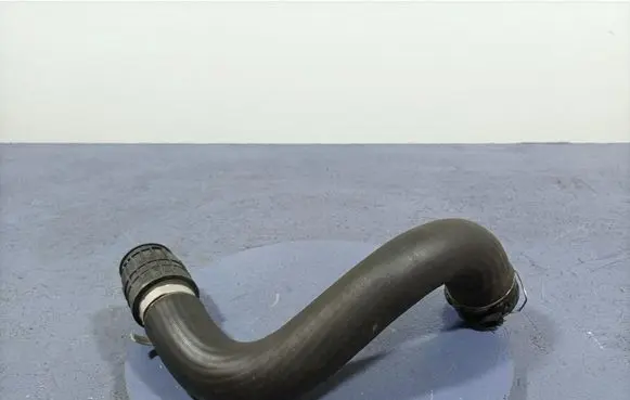 Air intake hose/pipe