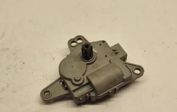 Hyundai Tucson IV NX4 Intake manifold valve actuator/motor EA1F0NX5DA