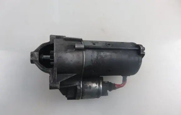 Suzuki Grand Vitara II Starter motor D7R49 8200628426A