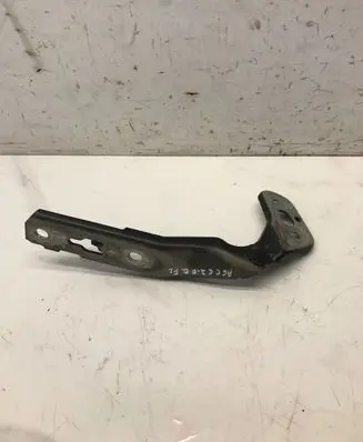 Audi A6 S6 C6 4F Engine bonnet/hood hinges 4F0823302