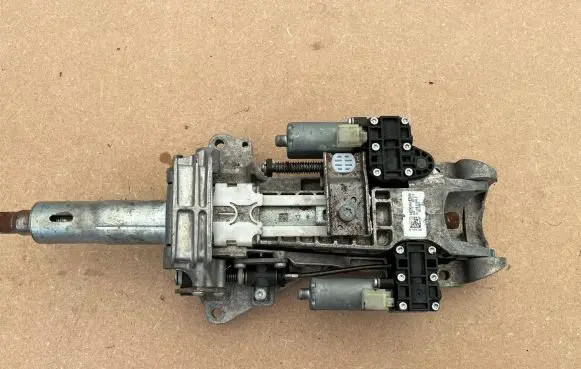 Steering wheel axle