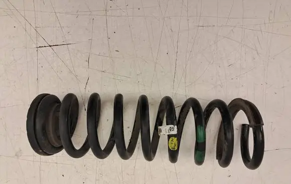KIA Sportage Rear coil spring 553412R000
