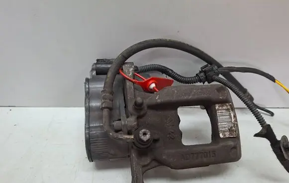 Peugeot 308 Rear brake caliper S27645295 AD777015