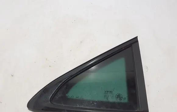 Cupra Formentor Rear side window 5FF845300H