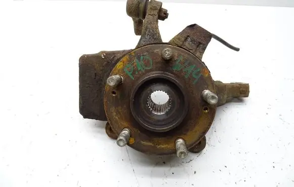 Hyundai i30 Front wheel hub spindle knuckle
