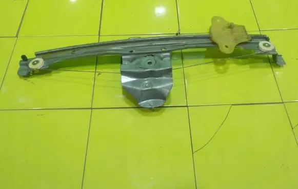 Renault Captur Front door window regulator with motor 128001472B RP76
