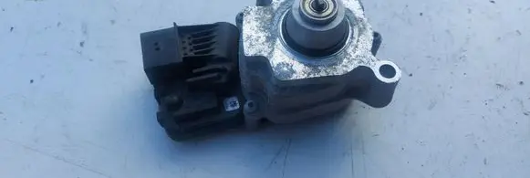 Maserati Levante Gearbox-reducer motor 670105823
