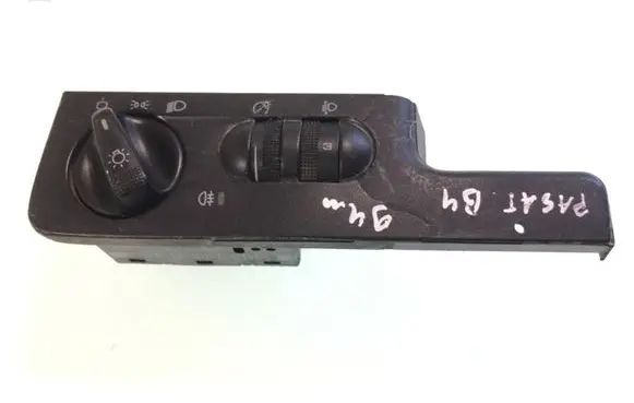 Volkswagen PASSAT B4 Light switch 3A1941531E