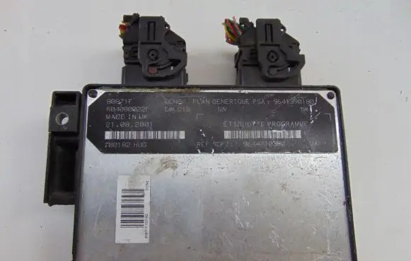 Peugeot Partner Engine control unit/module 9641390180 9644710380