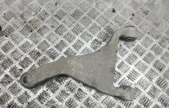 Infiniti FX Rear upper control arm/wishbone
