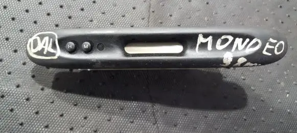 Ford Mondeo MK II Screen/display/small screen 96BB15000 96BB-15000