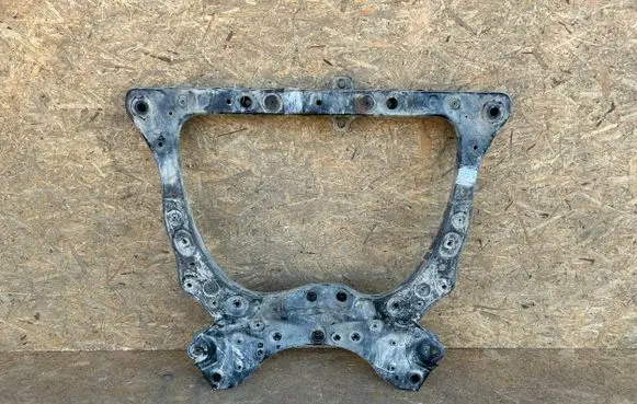Toyota RAV 4 (XA50) Front subframe KTK1115