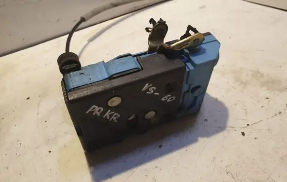 Volvo S60 Front door lock 30699747