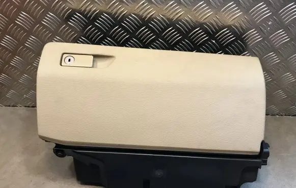 Mercedes-Benz E C207 W207 Glove box A2076800491
