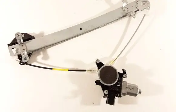 Subaru Legacy Front door window regulator with motor 904220 7166