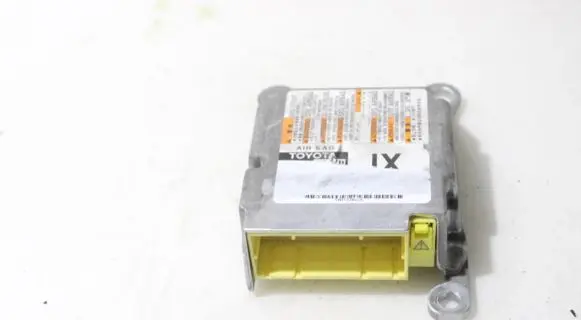 Toyota Auris E180 Airbag control unit/module