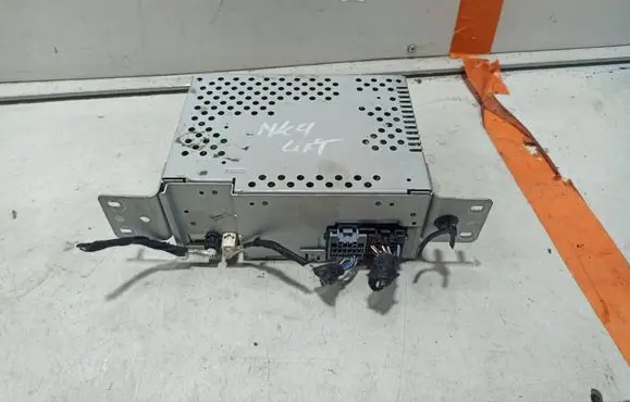 Ford Focus Radio/CD/DVD/GPS head unit RX7T18D890HH