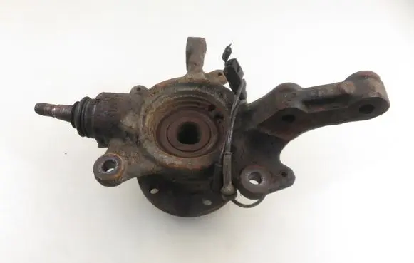 Renault Master III Front wheel hub spindle knuckle