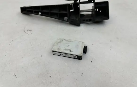 Chrysler 300C Blind spot module 56038942AA
