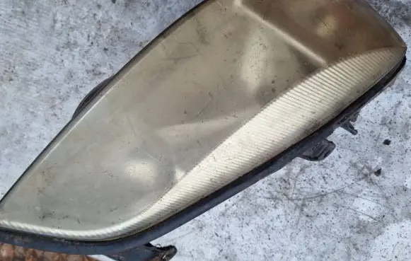 Subaru Outback Headlight/headlamp 1588