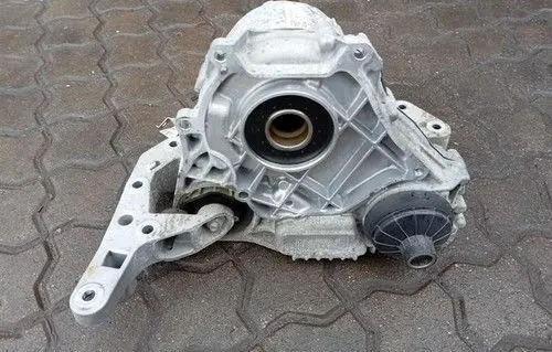 BMW 7 G11 G12 Gearbox transfer box case 8485036