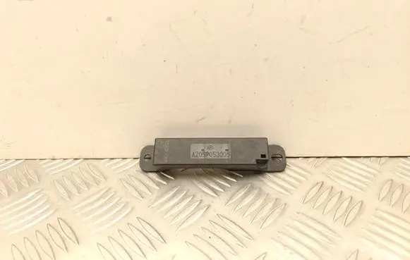 Mercedes-Benz EQC Keyless (KESSY) go control unit/module A2059053005