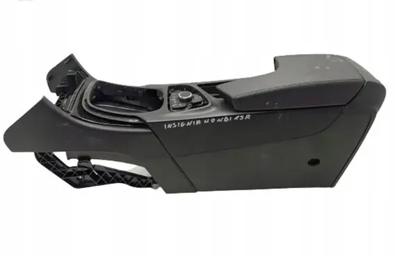 Opel Insignia A Armrest