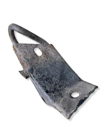 Renault Master III Towing hook eye 8200740892D
