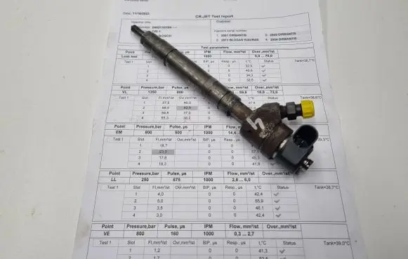 Mercedes-Benz E W211 Fuel injector A6280700487 6280700487