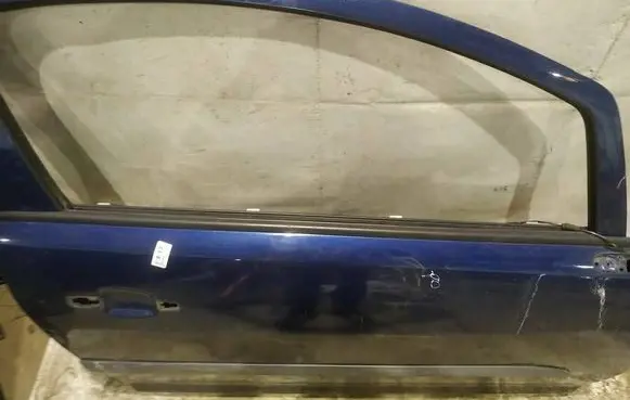 Opel Corsa D Front door glass trim molding 
