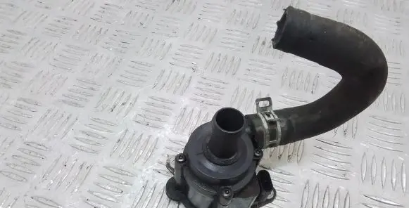 Volvo S60 Electric auxiliary coolant/water pump 31338211