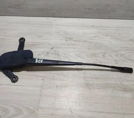 Mercedes-Benz CLA C117 X117 W117 Windshield/front glass wiper blade A1768203600