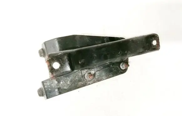 Citroen Berlingo Engine mounting bracket