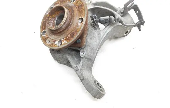 Audi A3 S3 8V Front wheel hub 5Q0407257A