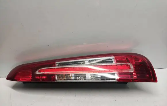 Ford C-MAX I Rear/tail lights M5113N411AA