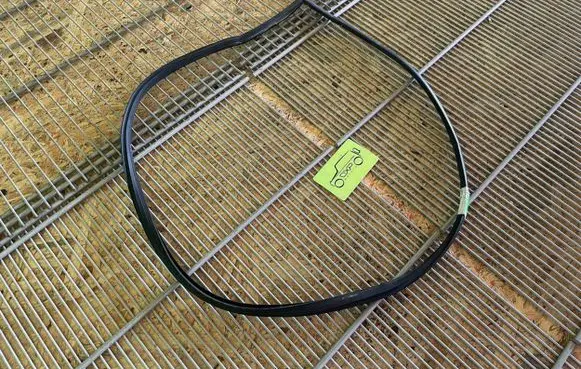 Mercedes-Benz G W461 W463 1st Gen Trunk rubber seal (body) A4638890898 4638890898