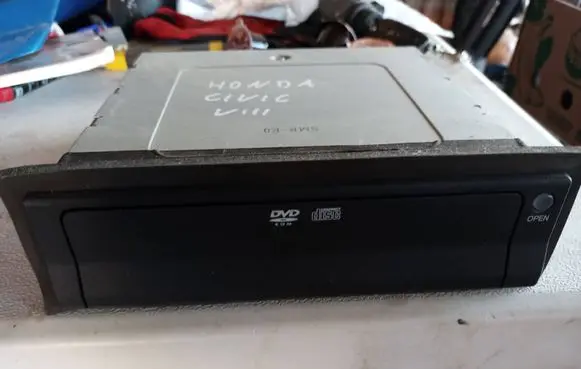 Honda Civic CD/DVD changer 39540SMRE010M1