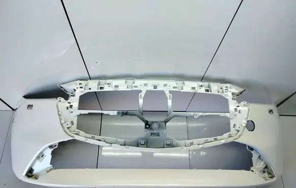 Mazda 2 Front bumper d65e-50031