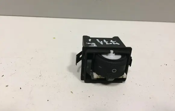 Audi A6 S6 C6 4F Headlight level height control switch 4F0941301A